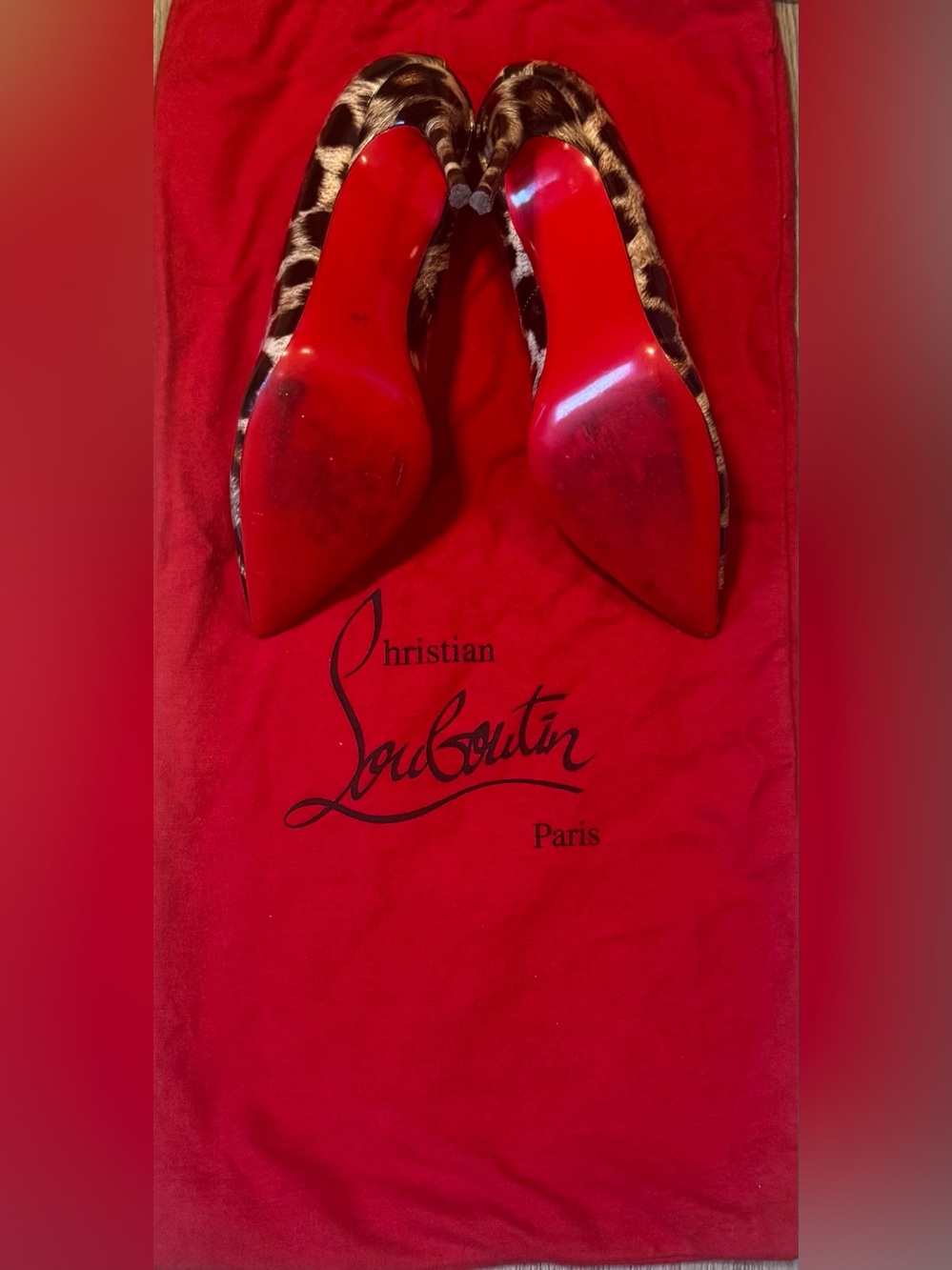 Christian Louboutin Leopard-Print Patent Pointed-Toe Pumps 38EU 8US - Picture 4 of 4